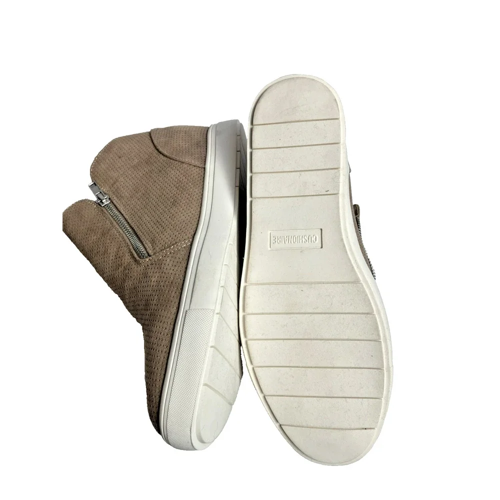 Cushionaire Sneakers Women
